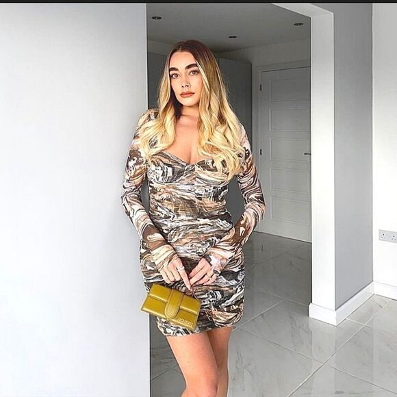 Zara   - Picture 1 of 5
